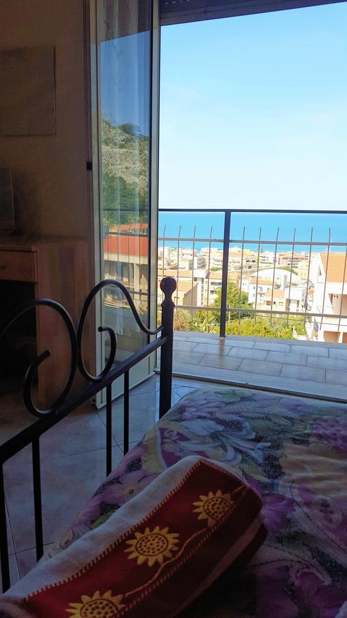Delle Rose Bed & Breakfast Cefalu Bagian luar foto