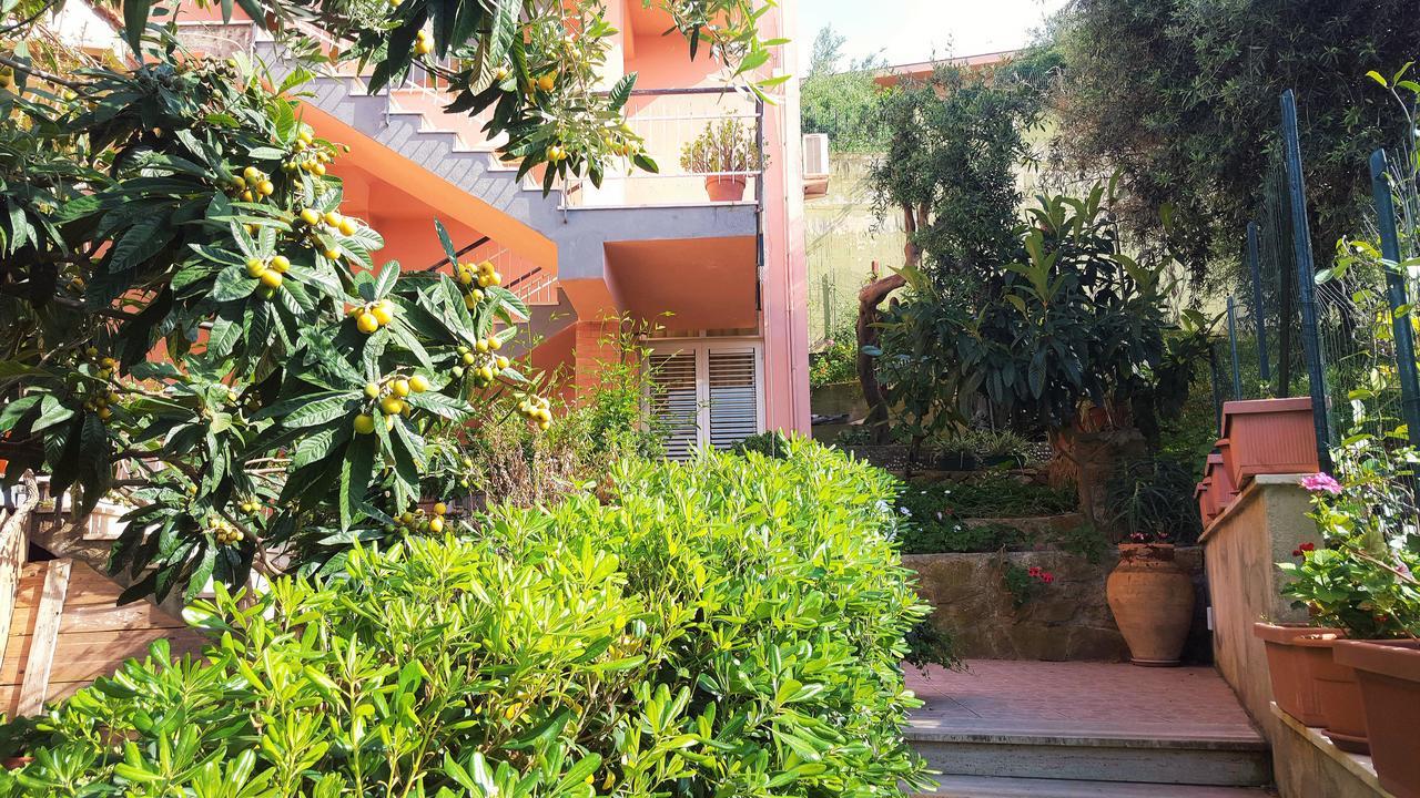 Delle Rose Bed & Breakfast Cefalu Bagian luar foto