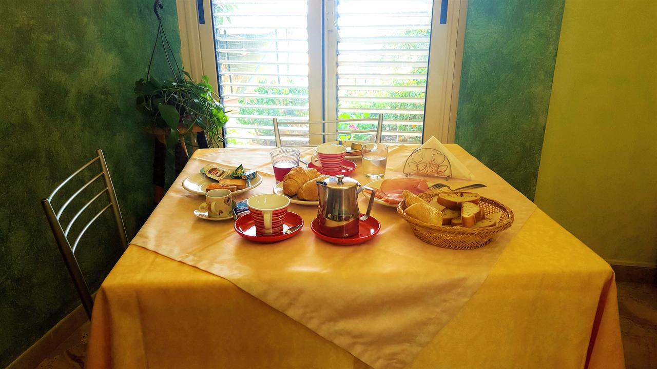 Delle Rose Bed & Breakfast Cefalu Bagian luar foto